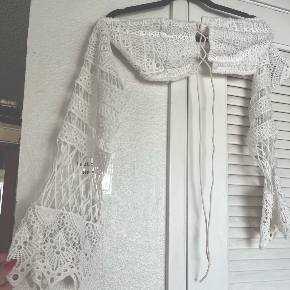 White festival crop top